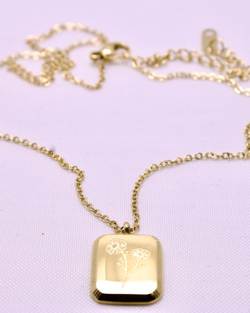 Vintage Engrave Square Flower Pendant Necklace